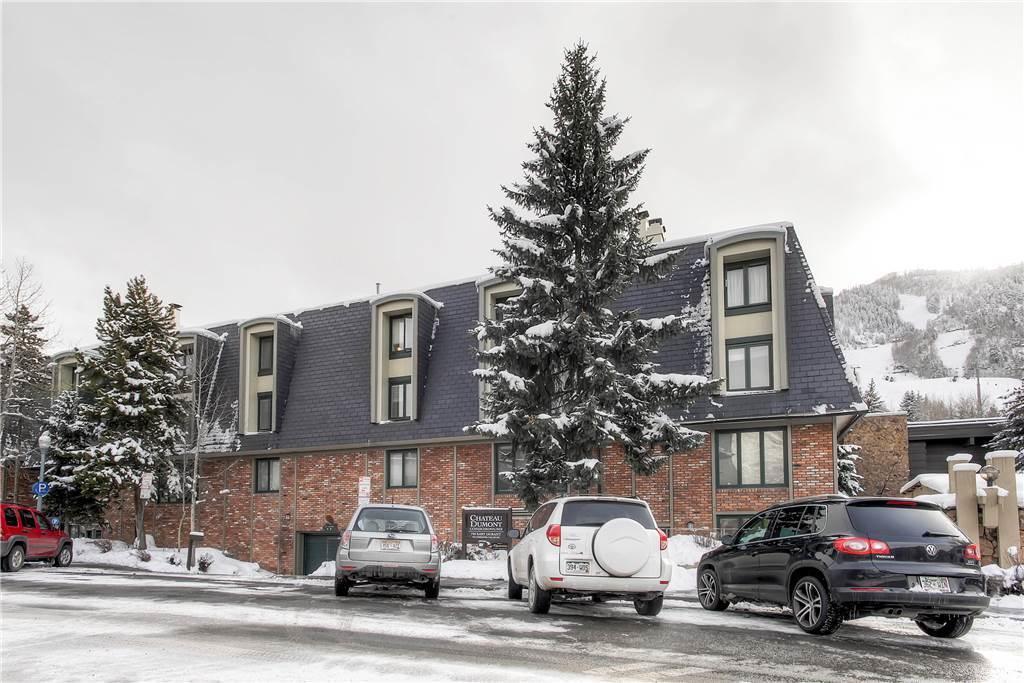 Chateau Dumont Aspen Room photo