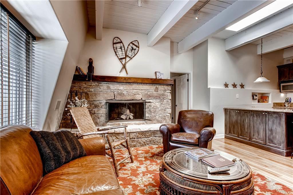 Chateau Dumont Aspen Room photo